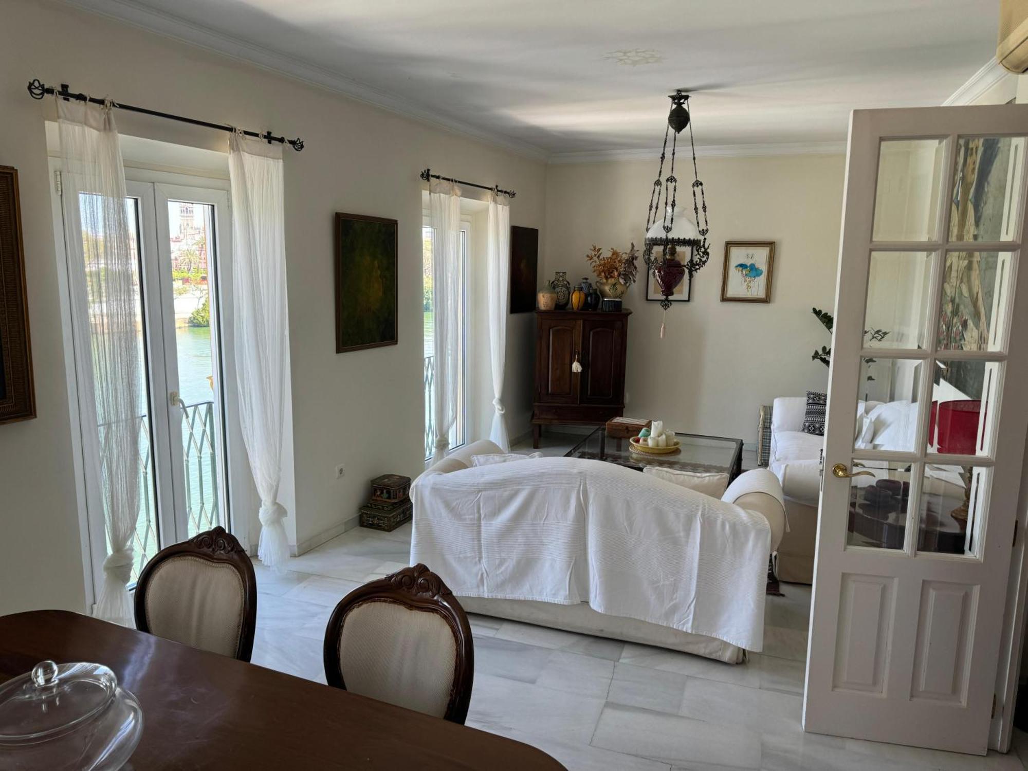 Wonderful Duplex In Calle Betis Appartement Sevilla Buitenkant foto